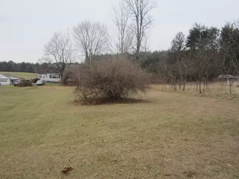 54 Valley Road, Southampton, MA 01073