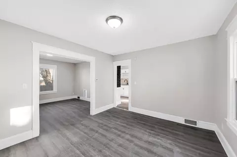 177 Denver St, Springfield, MA 01109 photo 6