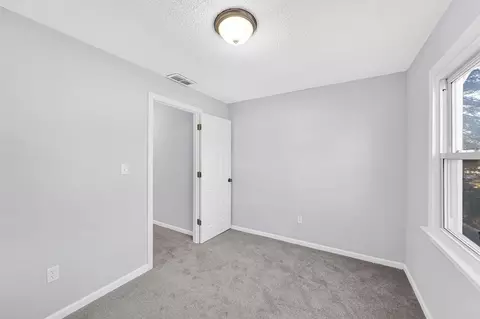 177 Denver St, Springfield, MA 01109 photo 16