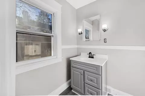 177 Denver St, Springfield, MA 01109 photo 12