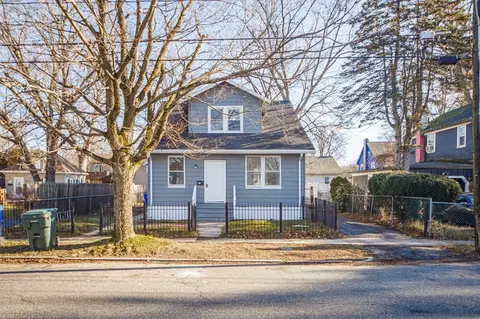 177 Denver St, Springfield, MA 01109