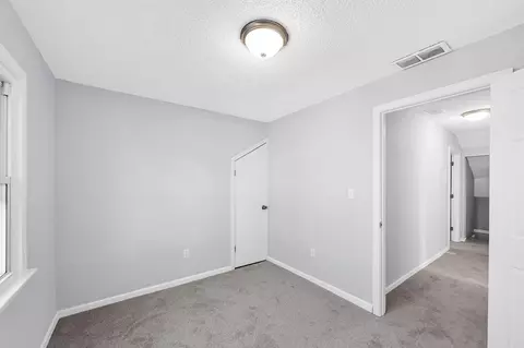 177 Denver St, Springfield, MA 01109 photo 15