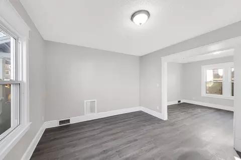 177 Denver St, Springfield, MA 01109 photo 4