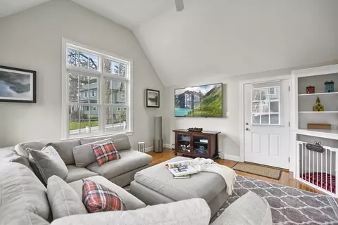 348 Webster St, Needham, MA 02494 photo 7