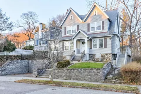 74 Berwick St, Worcester, MA 01602 photo 2
