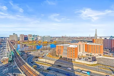 6 Whittier Pl #16D, Boston, MA 02114