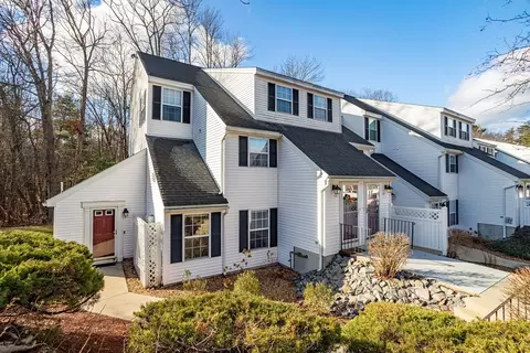 183 Berrington Rd #183, Leominster, MA 01453