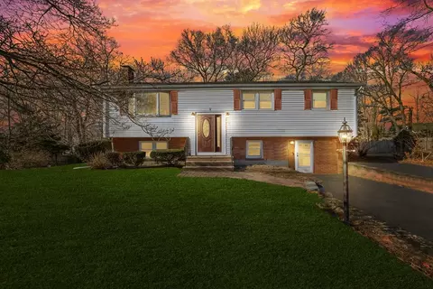 53 Dartmouth Ter, Brockton, MA 02301