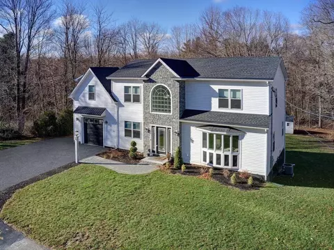 67 Princeton St, Holden, MA 01522