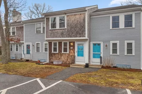 300 Falmouth Rd #7C, Mashpee, MA 02649
