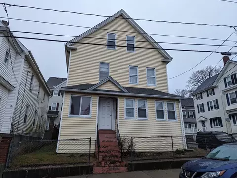 786 Walnut St, Fall River, MA 02720 photo 2