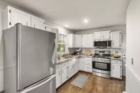 6 Sears Ln, Acushnet, MA 02743 photo 3