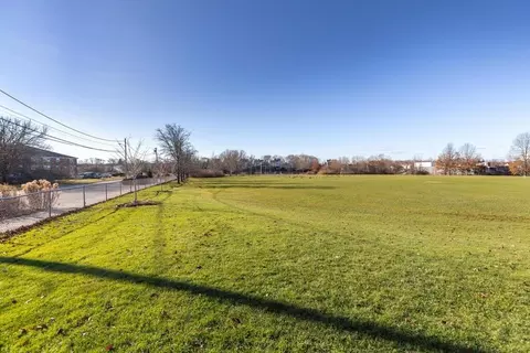 2 Mcdewell Ave #4, Danvers, MA 01923 photo 31