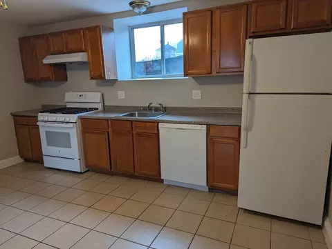 219 Glasgow St #1, Fall River, MA 02721 photo 3