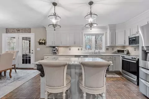 41 Willard Rd, Ashburnham, MA 01430 photo 3