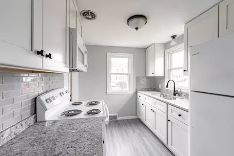 50 Lorimer St, Chicopee, MA 01013 photo 8