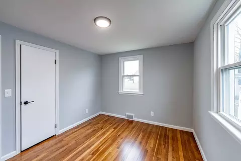 50 Lorimer St, Chicopee, MA 01013 photo 20