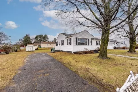 50 Lorimer St, Chicopee, MA 01013 photo 28