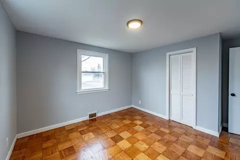 50 Lorimer St, Chicopee, MA 01013 photo 16