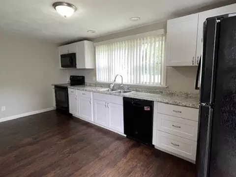 83 Maple Springs Rd, Wareham, MA 02571 photo 5