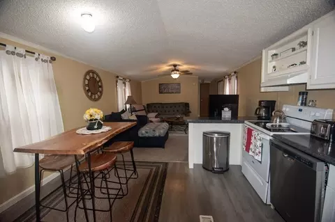 26 Cheryl Ln, Carver, MA 02330