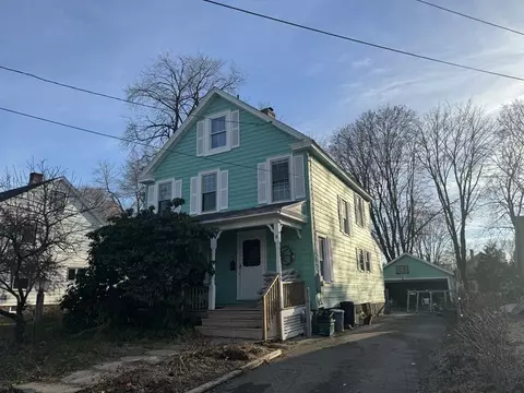 36 Shattuck St, Greenfield, MA 01301