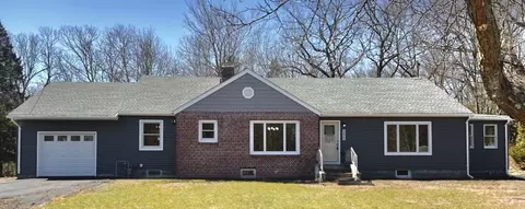 1342 E Mountain Rd, Westfield, MA 01085