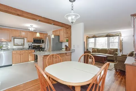357 Singletary Ln, Framingham, MA 01702 photo 12