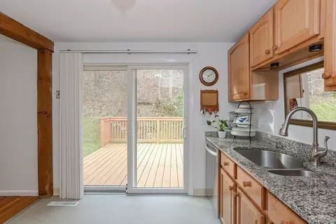 357 Singletary Ln, Framingham, MA 01702 photo 10