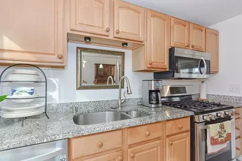 357 Singletary Ln, Framingham, MA 01702 photo 6
