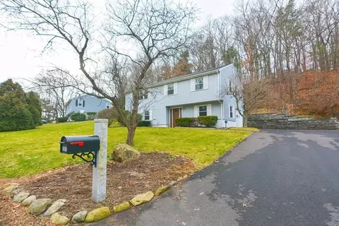 357 Singletary Ln, Framingham, MA 01702 photo 2