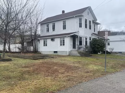 14 Cross St, Whitinsville, MA 01588