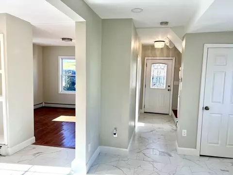 11 Stockholm St, Worcester, MA 01607 photo 9