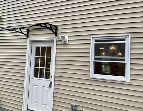 11 Stockholm St, Worcester, MA 01607 photo 4