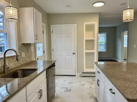 11 Stockholm St, Worcester, MA 01607 photo 12