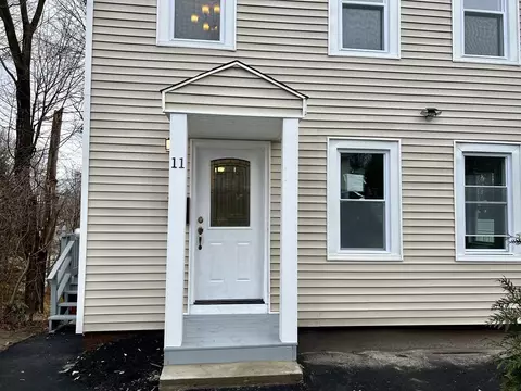 11 Stockholm St, Worcester, MA 01607 photo 2