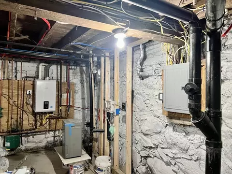 11 Stockholm St, Worcester, MA 01607 photo 39