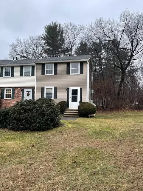 33 Sherburne Ave #1, Tyngsborough, MA 01879