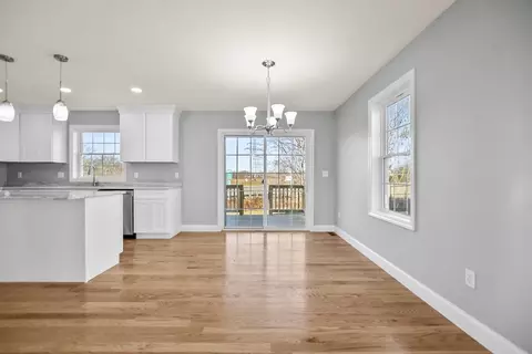 81 Keeley St, Fall River, MA 02722 photo 27