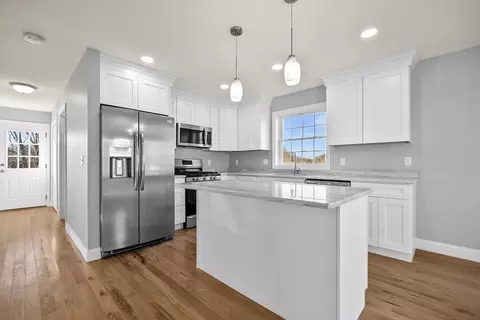 81 Keeley St, Fall River, MA 02722 photo 32