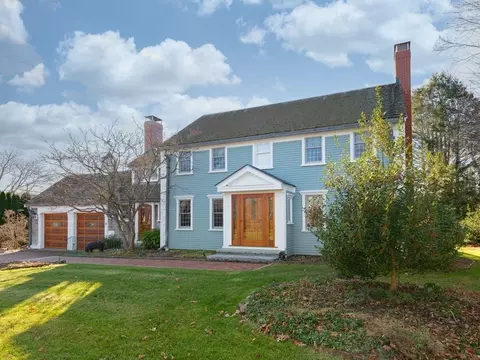 5 Eastgate Ln, Hingham, MA 02043