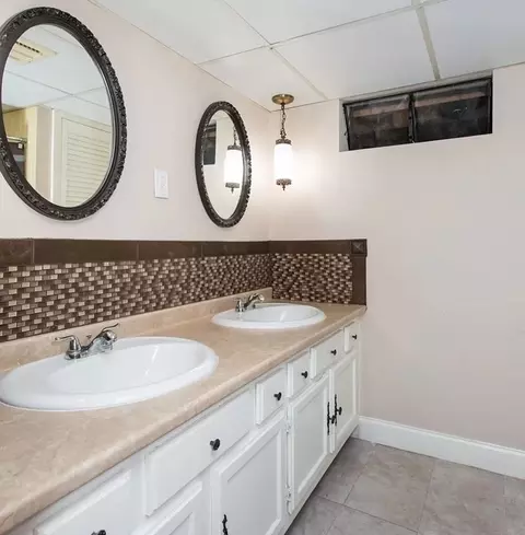 66 Hermitage Dr, Springfield, MA 01129 photo 26