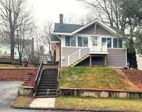 12 Marsh Ave, Worcester, MA 01605