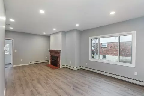 12 Marsh Ave, Worcester, MA 01605 photo 11