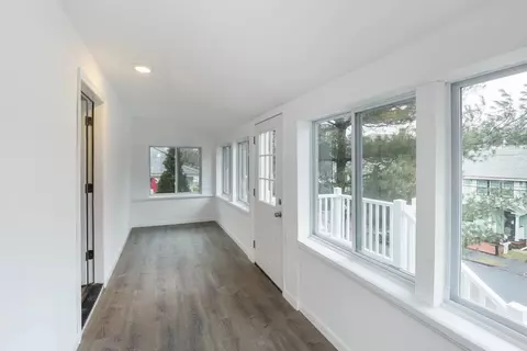 12 Marsh Ave, Worcester, MA 01605 photo 17