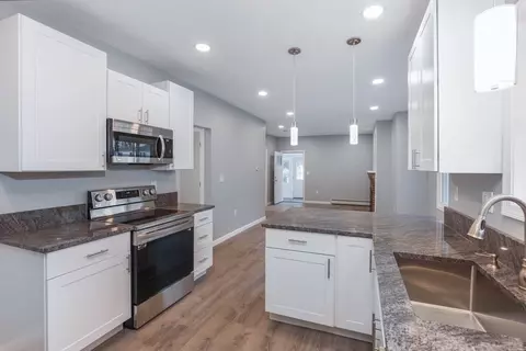 12 Marsh Ave, Worcester, MA 01605 photo 10