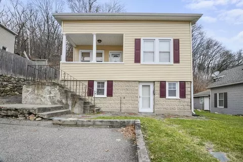 53 Chilmark St, Worcester, MA 01604