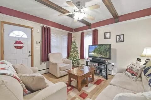 53 Chilmark St, Worcester, MA 01604 photo 4