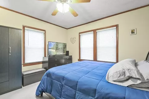 53 Chilmark St, Worcester, MA 01604 photo 14