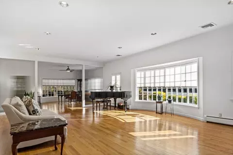 1710 Highland Ave, Fall River, MA 02720 photo 5